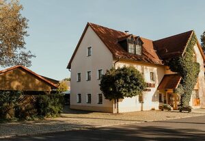 Gasthof Kondrauer Hof – Doppelzimmer oder Zweibettzimmer