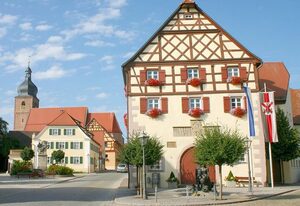 Die Galerie - Ferienwohnung – Ferienwohnung Die Galerie (80qm) mit Balkon und kostenfreiem WLAN