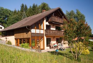 Ferienwohnungen Talblick 3 – Ferienwohnung Stadtblick (63qm) mit Sonnenterrasse