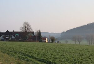 Gasthof zur Altmühlquelle – Doppelzimmer im fränkischen Stil - direkte Lage an der Altmühl