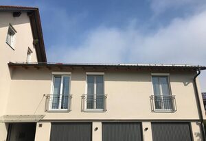 Ferienwohnung Asum Dasing – Wohnung Tom Helle FEWO mit 3 Schlafräumen, Platz für 6 Personen, Küche und Balkon und kost