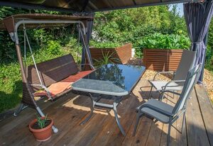 Ferienwohnung Sabine – Geräumige Ferienwohnung mit schönem Garten