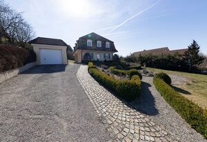 Feriendomizil Villa Bomama – Ferienhaus (200qm) mit Garten und Terrasse