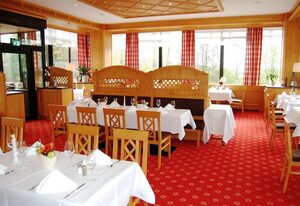 Hotel Kaiseralm GmbH – Doppelzimmer, Bad, WC