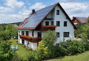 Ferienwohnung Dietsch – Ferienwohnung Lavendel (78qm) mit Küche und Südterrasse