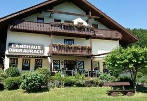 Landhaus Oberaurach - Hotel & Restaurant – Zweibettzimmer mit Talblick