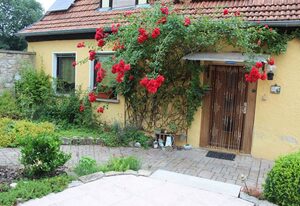 Ferienhaus Erholungsparadies (im schönen Franken) – Ferienhaus mit Garten, großer Terrasse und kostenfreiem WLAN
