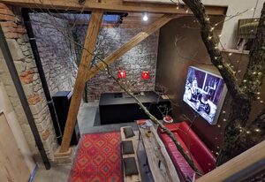 Schlafstaelle – Außergewöhnliches Scheunen-Loft mit offenem Dachstuhl