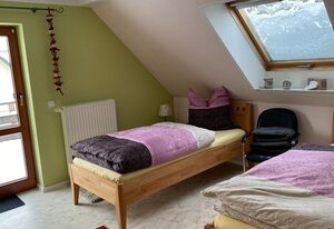 Wohnung im Grünen, Haus Cara, 120 m², 4 Zi, Kü, Bad