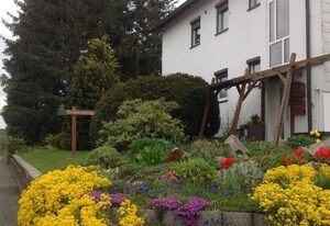 Ferienwohnung Pasek – Gemütliche Ferienwohnung (75 m2 ) mit großem Garten