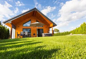 Chalet Hüttenzauber – Ferienhaus mit Infrarotkabine und Whirlpool