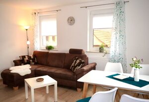 Ferienwohnung Düsel – Helle und gemütliche Ferienwohnung Resi (64 qm)
