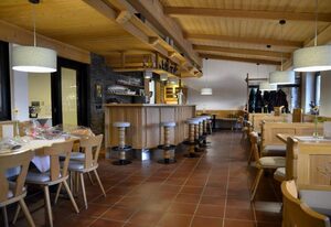 Hotel Restaurant Brigitte – Doppelzimmer, Dusche , WC,