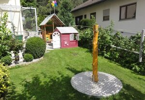 Gästehaus Gold – Ferienwohnung Dachgeschoß (80qm) mit drei Schlafzimmern