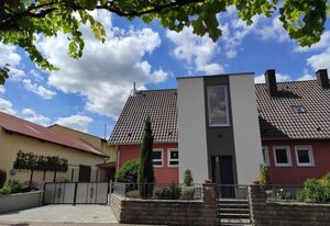 Ferienwohnung an der Klinge – Ferienwohnung (85qm) mit Balkon
