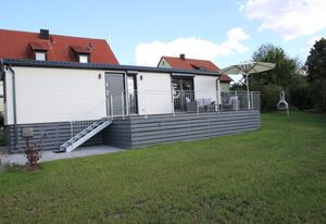 Mobilheim am Geisberg – Mobilheim (48qm) mit Terasse