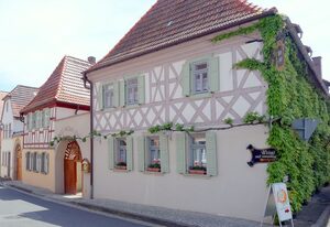 Ferienwohnung Häckerstub'n Zang – Ferienwohnung 1 mit Küchenzeile