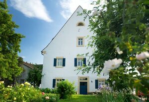 Villa Sommerach – Dachsuite (65qm) mit zwei Schlafräumen