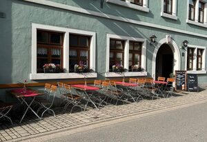 Streng's Weinstube – Doppelzimmer mit Doppelbett
