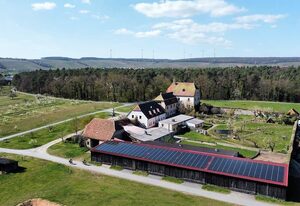 Elgersheimer Hof – Barrierefreie Ferienwohnung Wildrose mit Freisitz