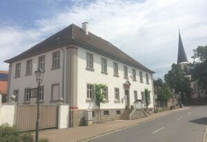 Ferienwohnungen im SCHUL & RATHHAUS Obervolkach – Rathswohnung