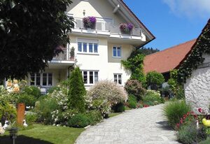 Ferienwohnung am Rosengarten
