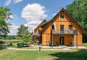 Gästehaus Schloßhalbinsel – Ferienwohnung 3 mit Balkon