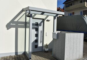 Ferienhaus Anni – Ferienwohnung mit überdachter Terrasse