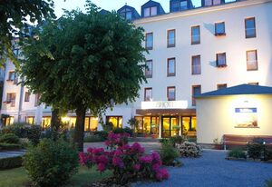 Elbhotel Bad Schandau – Doppelzimmer "Stadtblick", Dusche oder Bad, WC