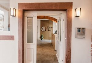 Mainterrasse Boardinghouse am Fluss – MAIN Zeit