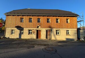 Glücksschmiede Hennersdorf – Ferienwohnung "Flamme" 2 DZ, WoZi, Kü, DU/WC