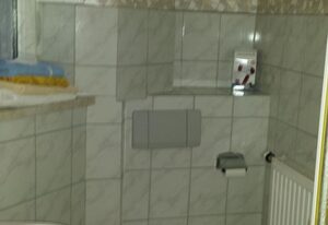 Ferienwohnungen Hochmuth – Fewo EG, Dusche, WC, Wohn/Schlafraum