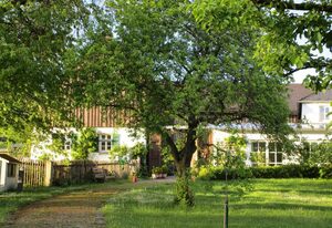 Austragshaus Almbranz – Ferienhaus (115 qm) mit Garten