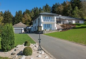 View & Garden Villa Schauenstein – Ferienwohnung 260m²