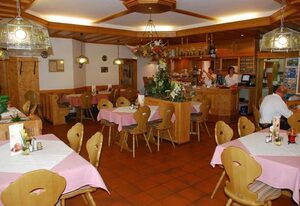 Landgasthof im Ehegrund – Einzelzimmer mit Fernseher und WLAN