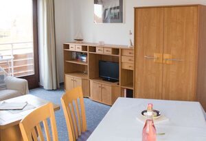Ferienwohnungen Neue Tiefe - Wohnung Kleiderbügel