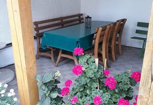 Ferienwohnung Deuerling – Ferienwohnung 2 (60qm) mit Küche und Gartenlaube