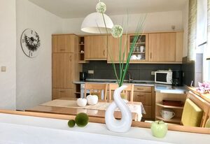 Ferienhaus 2 An der Rodach – Ferienwohnung 3 An der Rodach im EG mit Naturmaterialien eingerichtet