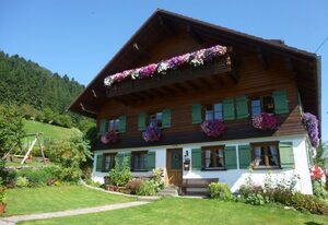 Ferienhof Reichart – Bergblick mit Balkon