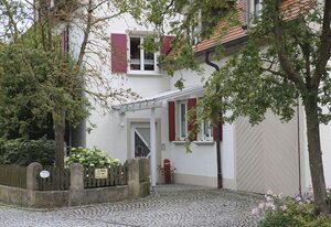 Ferienwohnung Bickel – Wohnung II mit möblierter Terrasse