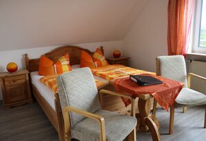 Ferienwohnung Gruber am Brombachsee – Ferienwohnung mit Balkon