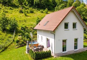 Frankenwald Chalets - Ferienhaus Hans – Ferienhaus Hans + Hot Tub