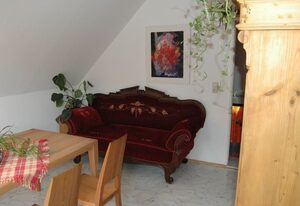 Ferienwohnung Langenstadt – Gemütliche Ferienwohnung direkt am Roten Main, kostenfreies WLAN