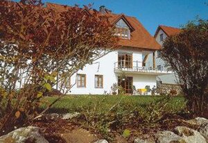 Ferienwohnung Familie Sinn – Gemütliche Ferienwohnung mit kostenfreiem WLAN in Waldrandlage