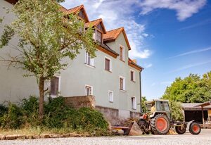 BiolandHof Röttenbacher – 2 Ferienwohnung Dachgeschoss mit überdachtem Südbalkon