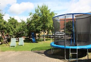 Ferienhof Barthel – Ferienwohnung 2 mit Schlafzimmer und Kinderzimmer