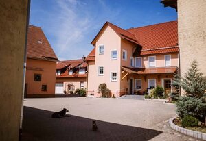 Stixenhof - Ferienwohnung Heidi Nehmeier – Ferienwohnung 1 - Sonnenaufgang und rollstuhlgerechte Einrichtung