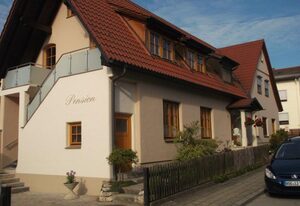 Pension/FeWo Elsa Tschernach – Ferienwohnung 2 (45 m²) mit kleinem Balkon