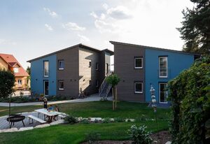 Ferienhof Waldblick – Ferienwohnung Abendrot (86qm im 1. OG) mit Terrasse und freiem Blick über Wiesen und Äcker