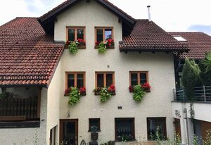 Ferienwohnung Näfelt – gemütliche Ferienwohnung mit Terasse